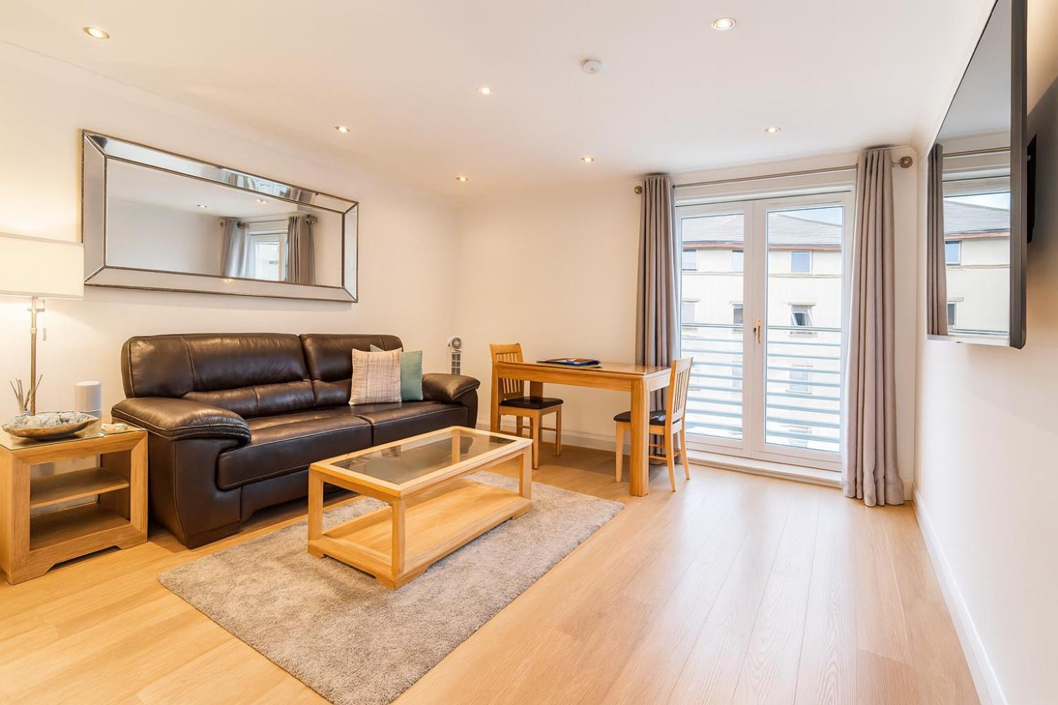 One-Bedroom Deluxe Apartment,1698859523:JPEG